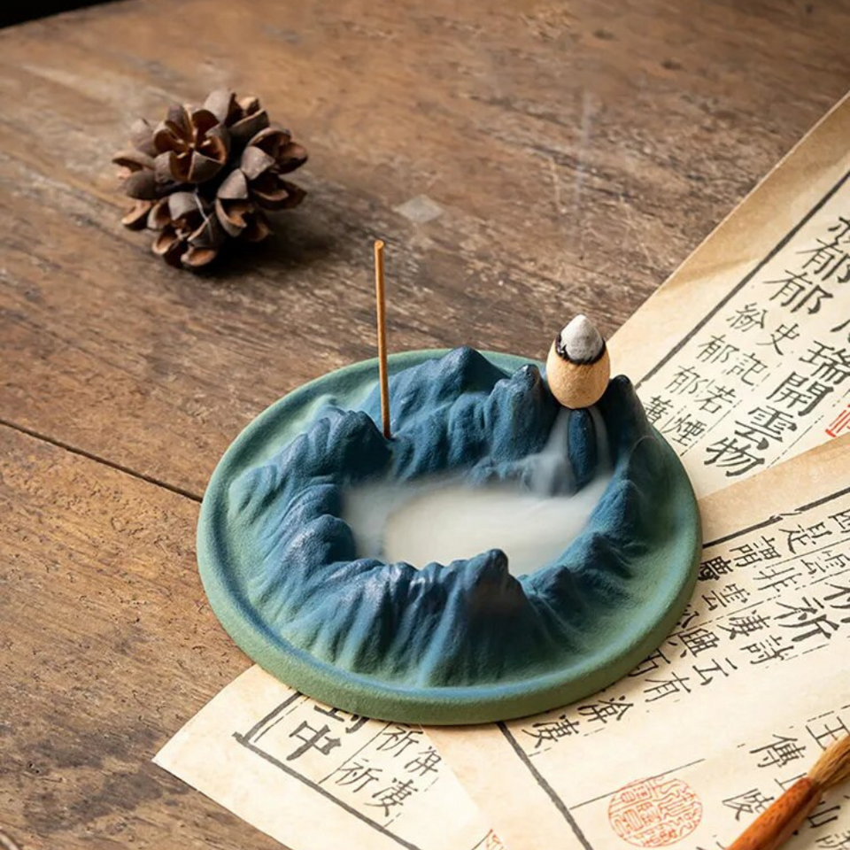 WONDERDREAM™ Mystic Mountain Incense Holder